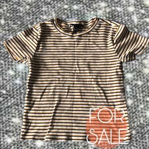 Forever 21 t-shirt